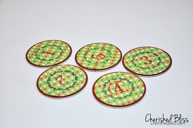 12 Days Of Christmas Advent Calendar using Mason Jar lids! // tutorial via cherishedbliss.com