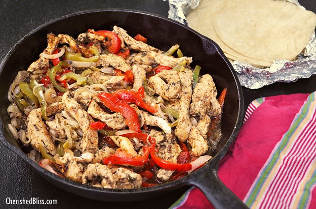 These Oven Chicken Fajitas are a great quick and easy family meal to keep things healthy! 