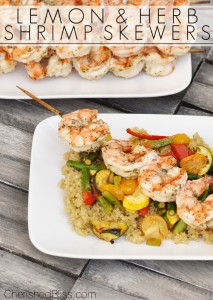 Lemon and Herb Shrimp Skewers and a colorful grilled vegetable medley is a great way to start grilling season! Plus a OXO and The Shrimp Council Giveaway!