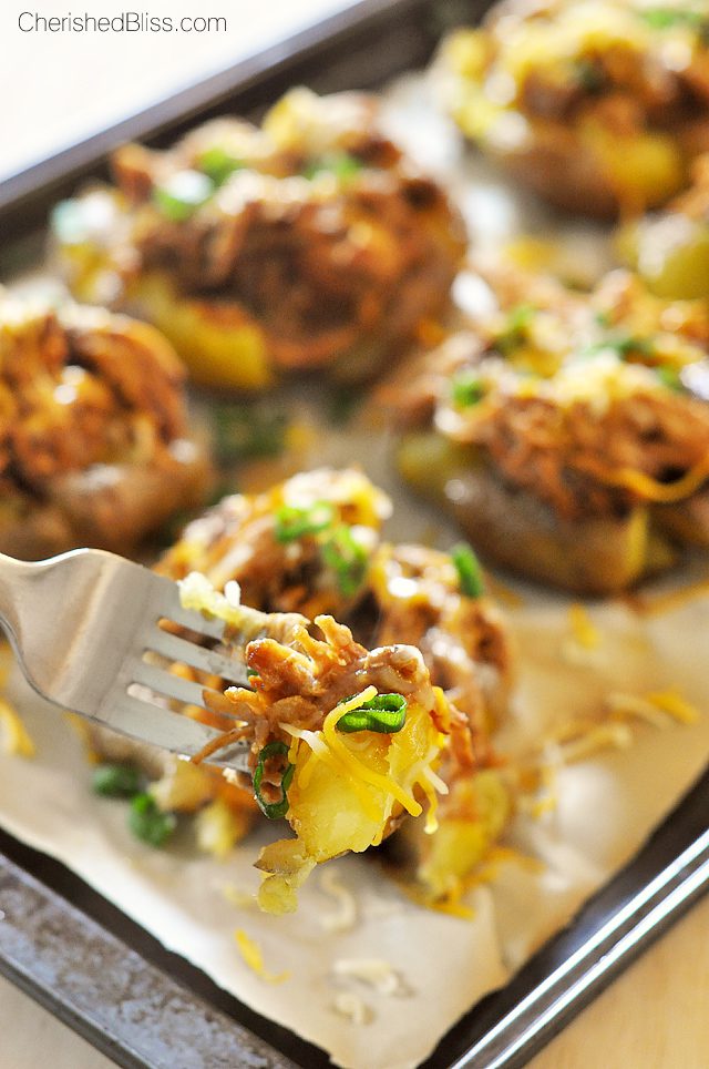Easy BBQ Chicken Smashed Potatoes that will leave your taste buds singing! #KCmasterpiece #ad