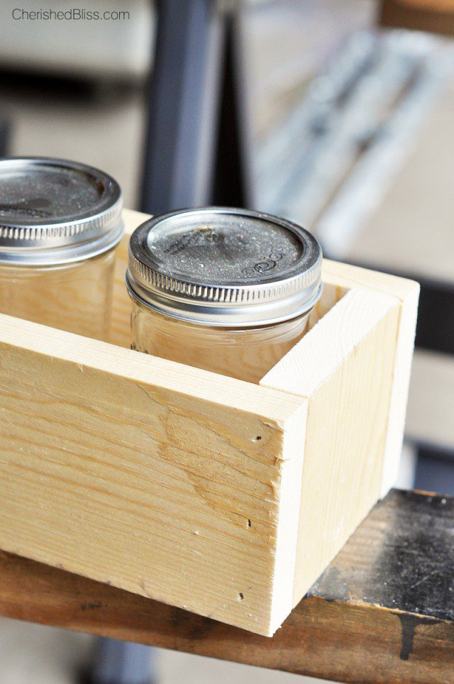 Make your very own Chalkboard Candle Box complete with DIY Citronella Candles