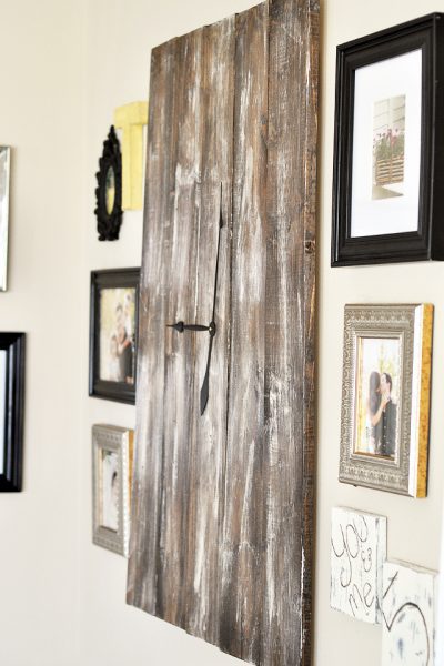 Make a statement with this large DIY Rustic Wooden Clock Tutorial