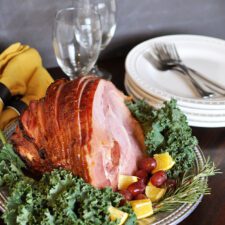 Glazed mulled wine ham