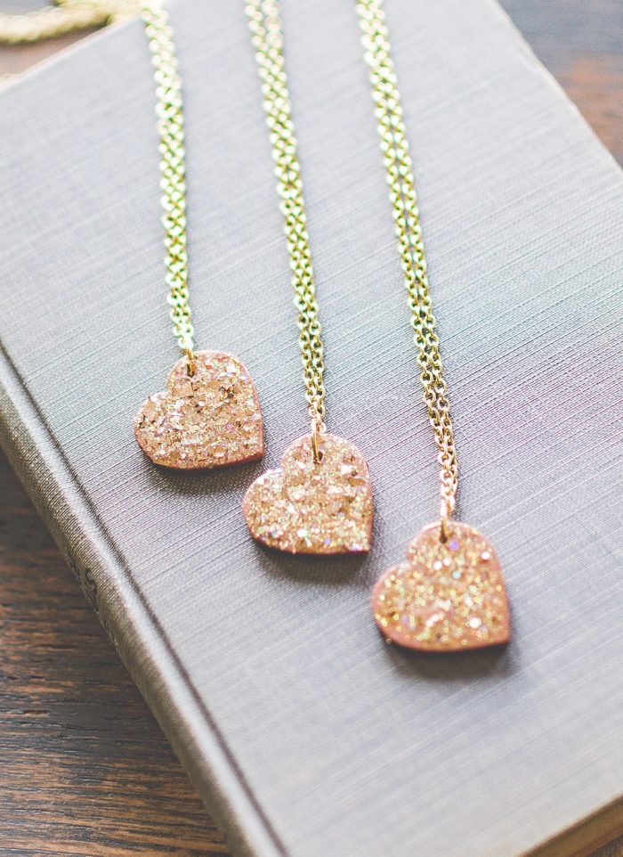 Glitter doesn't have to be messy! With this new Glitterific Paint you can create this DIY Glitter Heart Necklace in just a few easy steps! 
