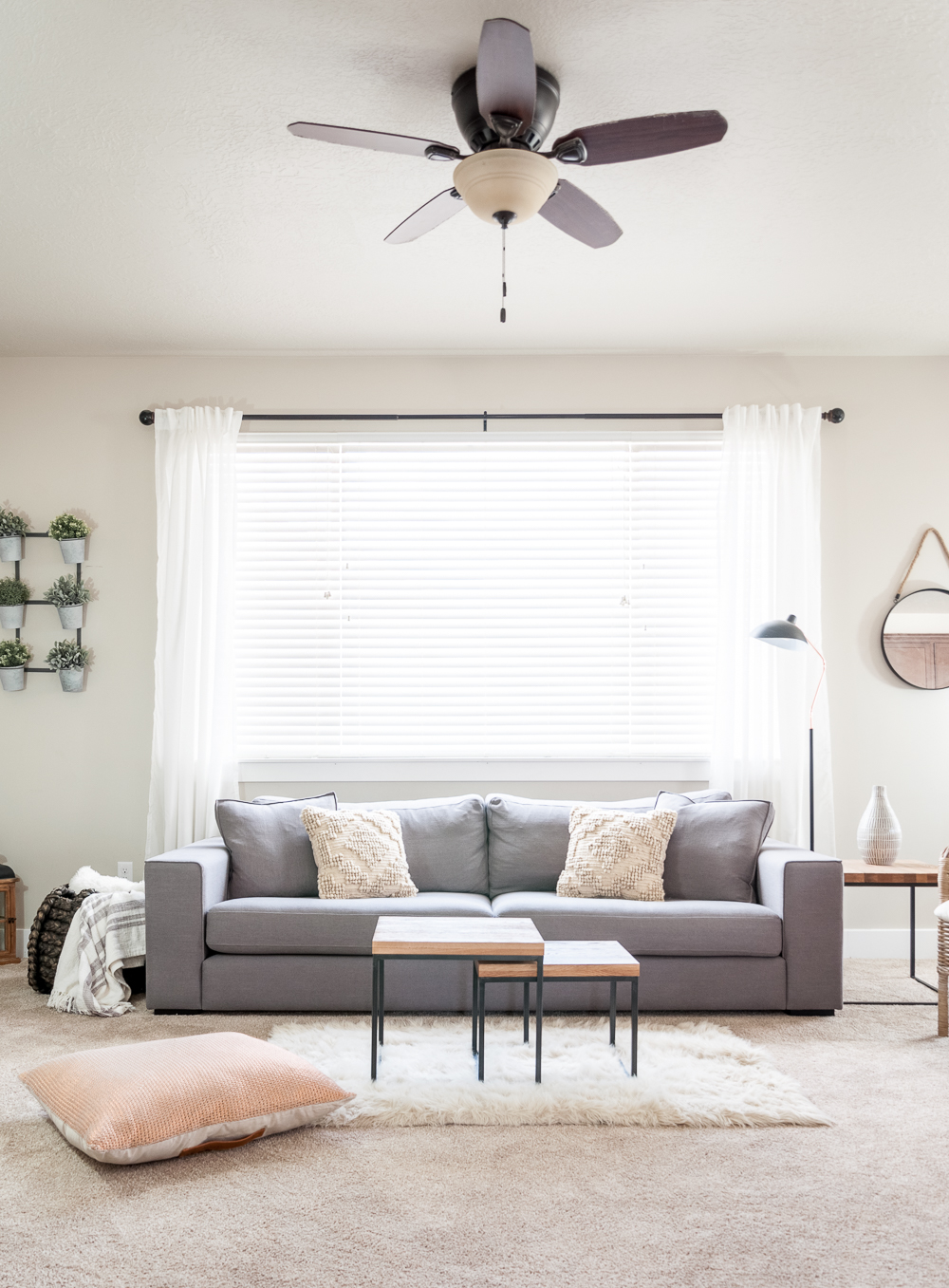 Living Room  Decorating Ideas Minimalist  Review Home Decor